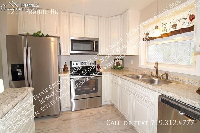 Photo - 1211 Prairie Rd