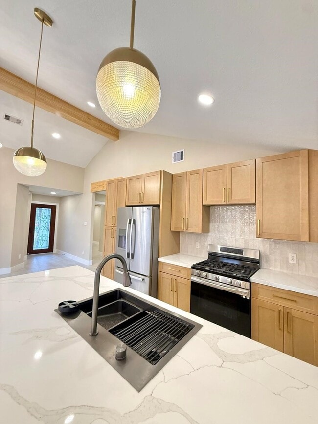 Photo - 1010 Golden Nugget Ct