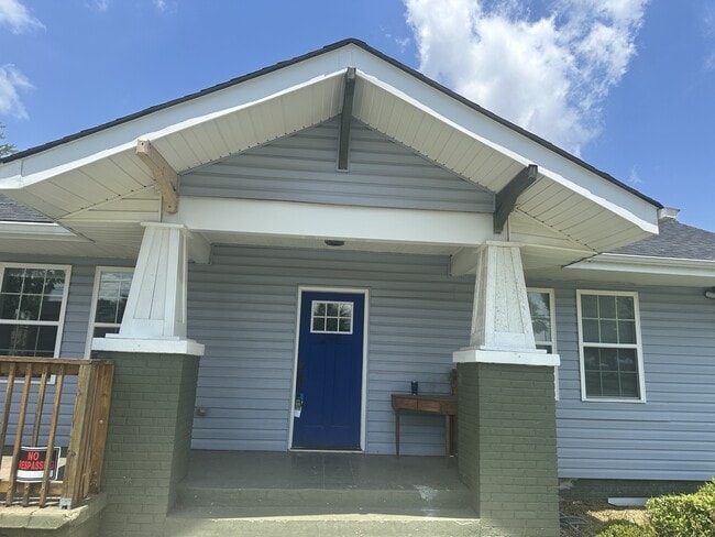 Building Photo - 298 Fremont Ave