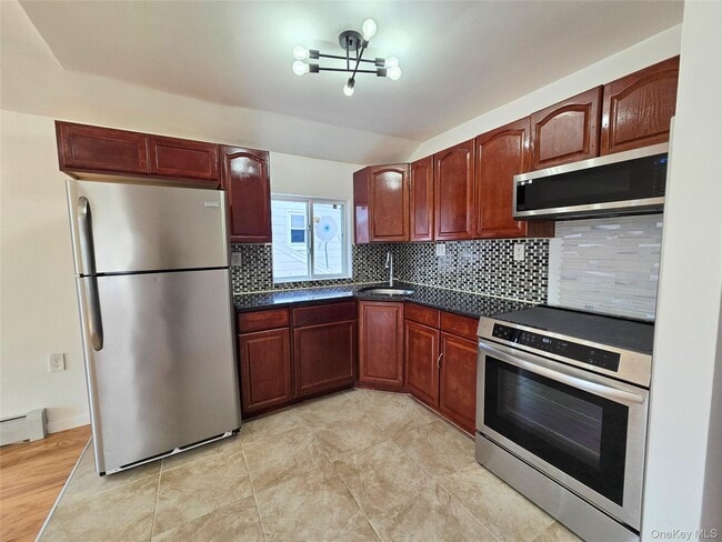 Photo - 219-23 114th Rd