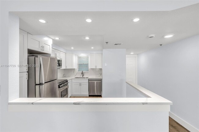 Photo - 3100 W Rolling Hills Cir Unit 109