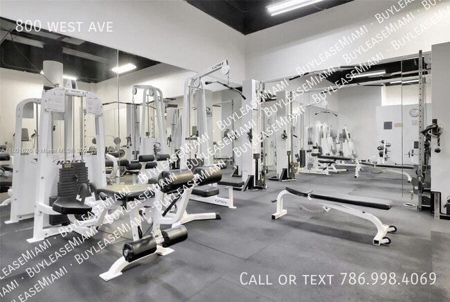 Photo - 800 West Ave