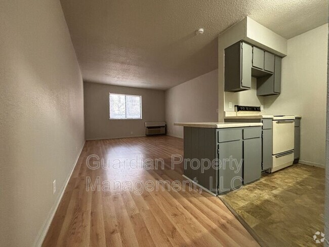 Building Photo - 1602 Brookside Dr Unit 225 Rental