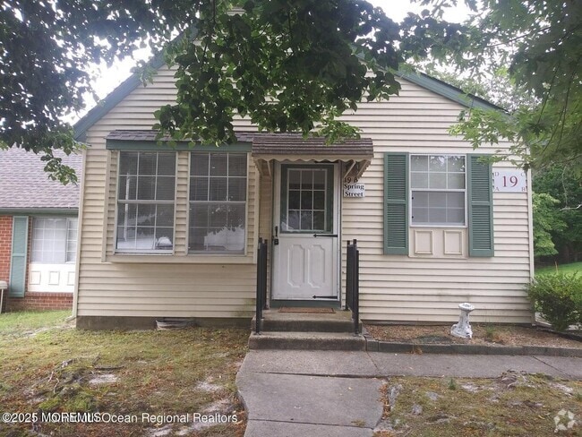 Building Photo - 19D Spring St Rental