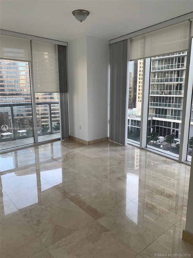 Photo - 475 Brickell Ave Unit 1813