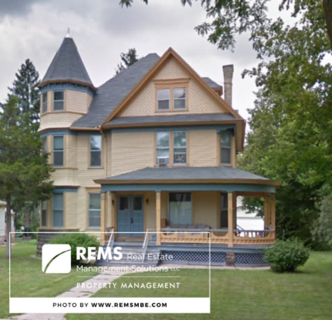 Photo - 407 2nd St Unit 3