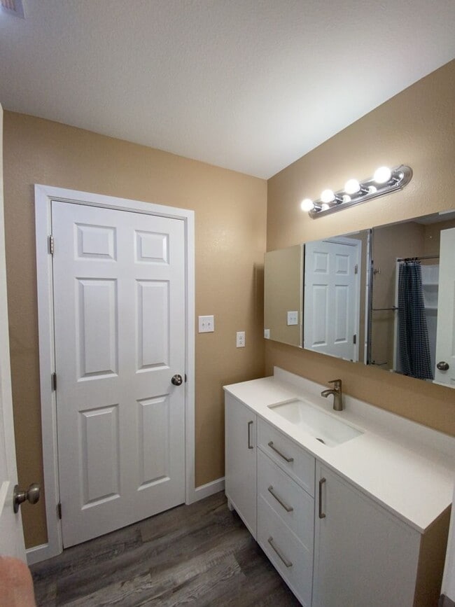 Photo - 928 Park St Unidad 928 Park St, Upper