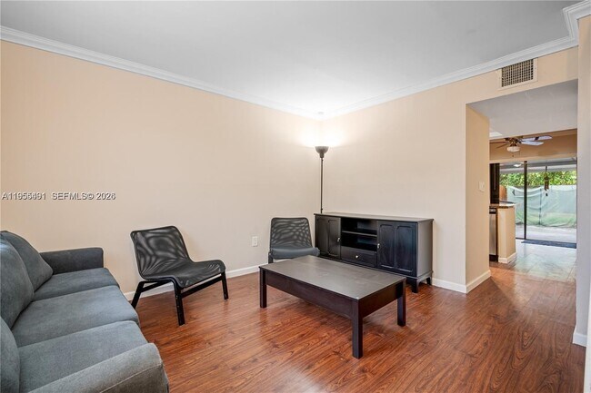 Photo - 1927 SW 107th Ave