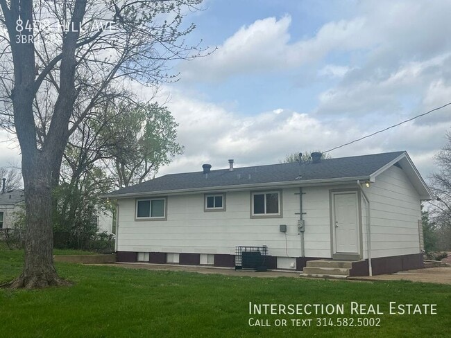 Photo - 8408 Hill Ave