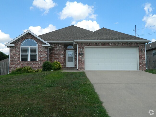 Building Photo - Gorgeous 3 Bedroom 2 Bathroom Single Famil... Rental