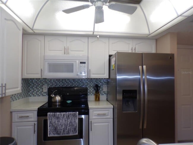 Photo - 4016 Oakview Dr Unit J8