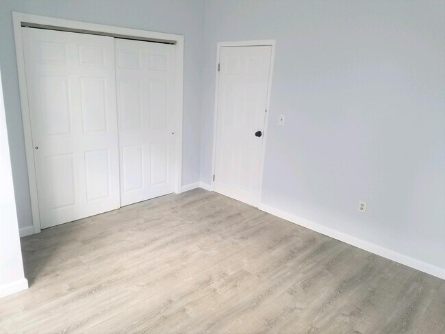 Photo - 4 Webster Ave Unit 2