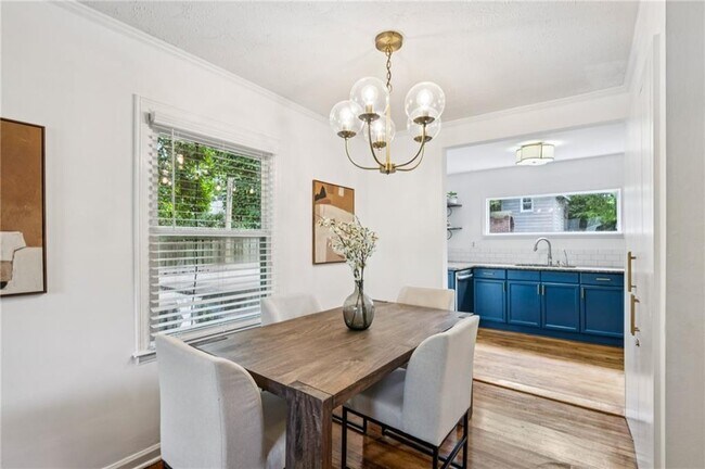 Photo - 1136 Gilbert St SE