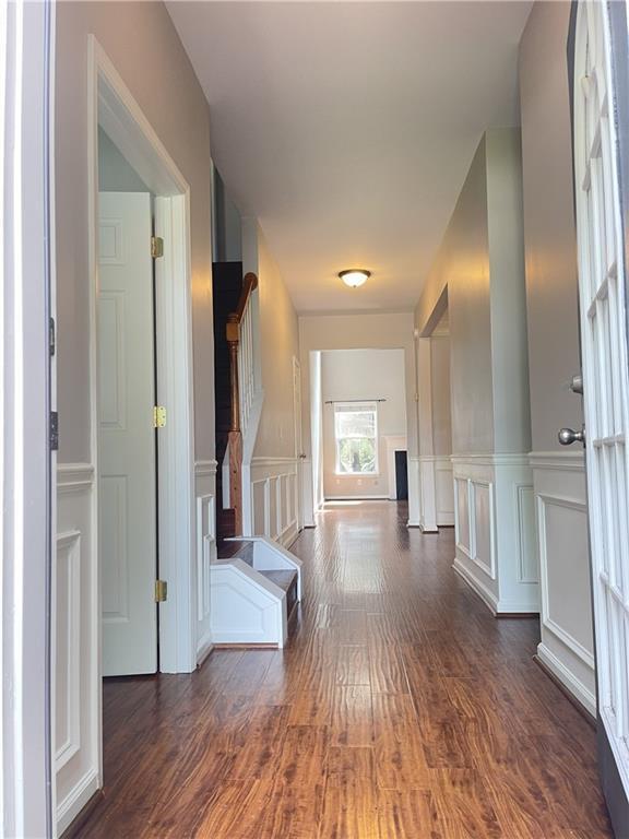 Photo - 385 Blackwood Ln