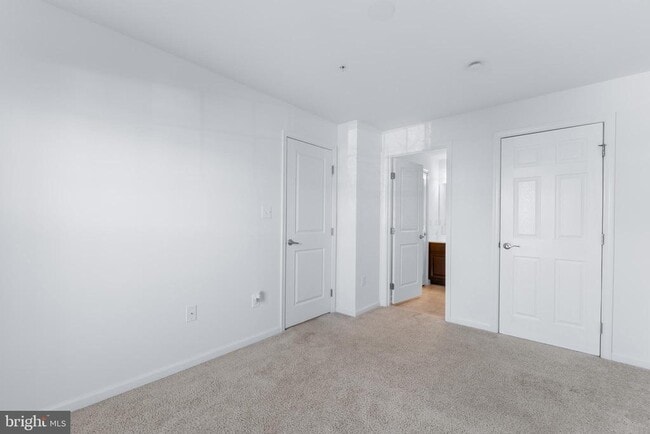 Photo - 5365 S Center Dr