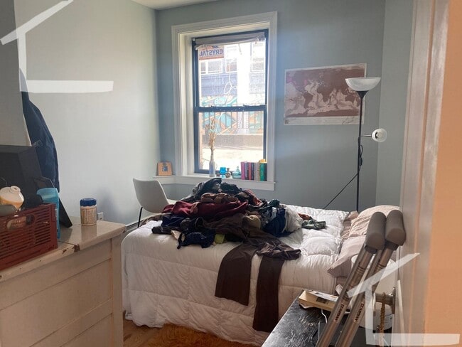 Photo - Don't miss out on this amazing deal!