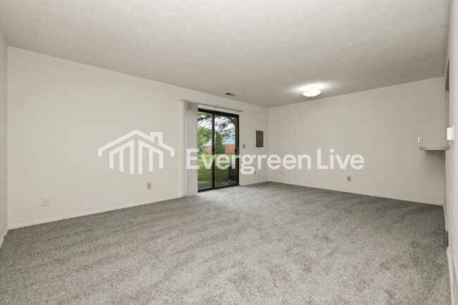 Photo - 6540 Rolling Glen Dr