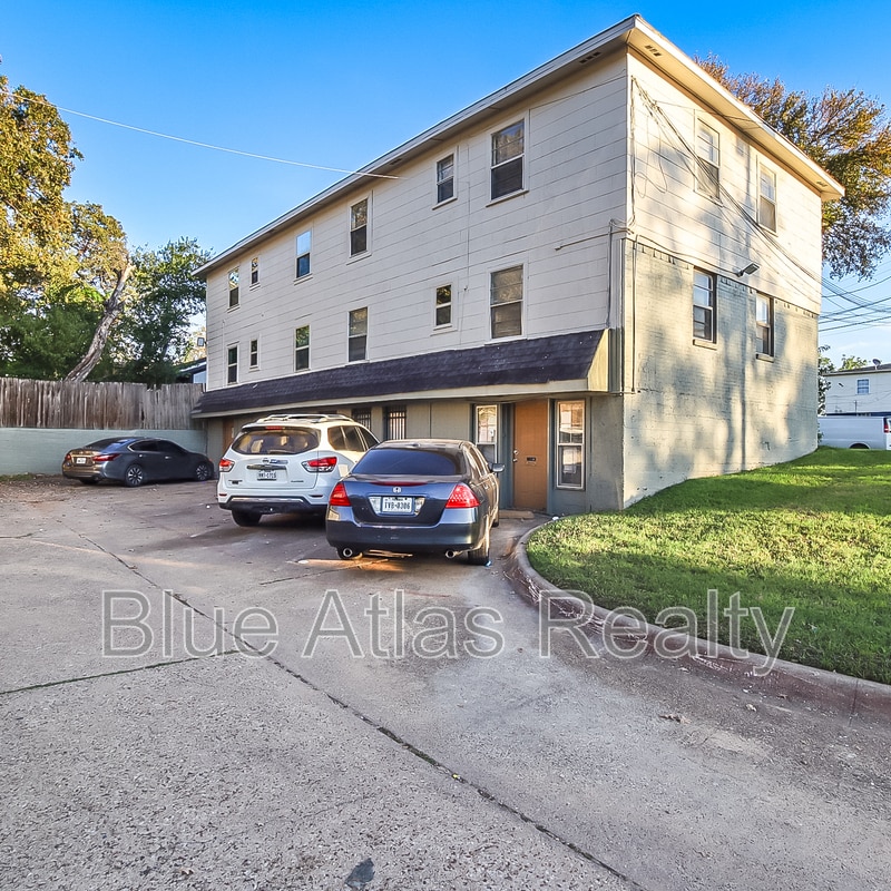 Photo - 2215 Riverview Dr