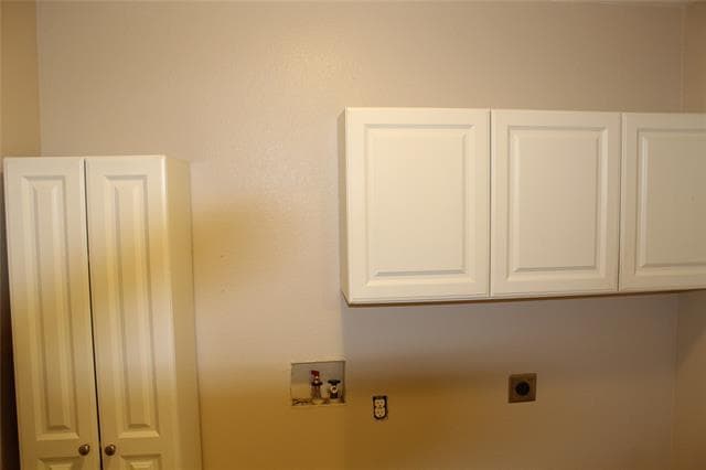 Photo - 2617 Raintree Dr