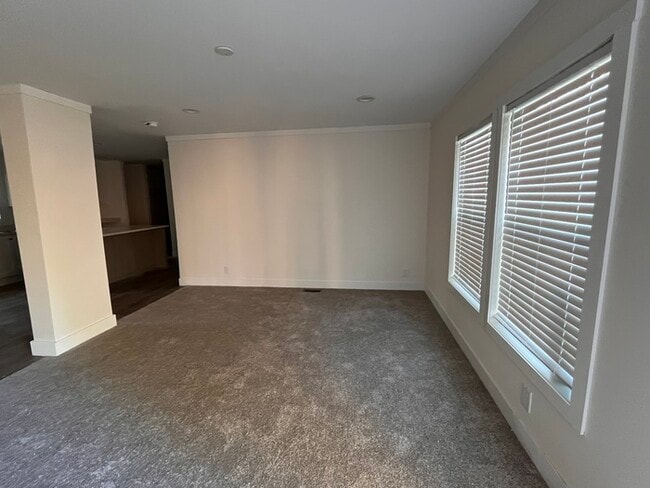 Photo - 2683 Cameron Hill Rd