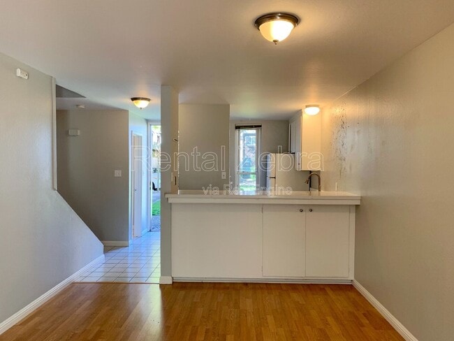 Photo - 1470 Creekside Dr
