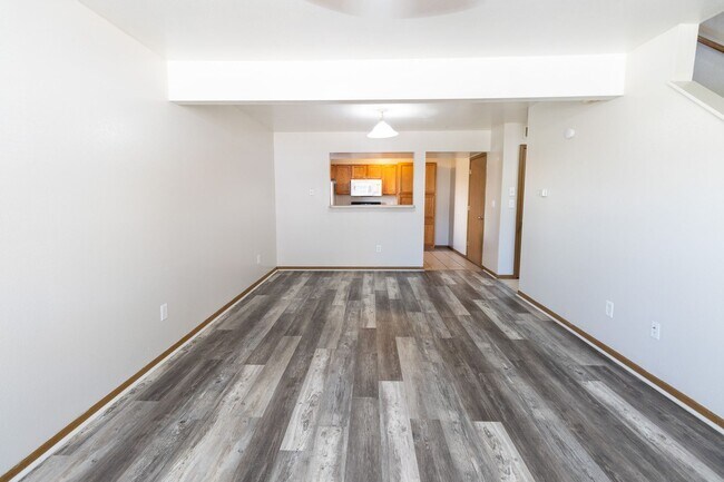 Photo - 1433-1435 Bodie Drive Unit 1433 Bodie Drive