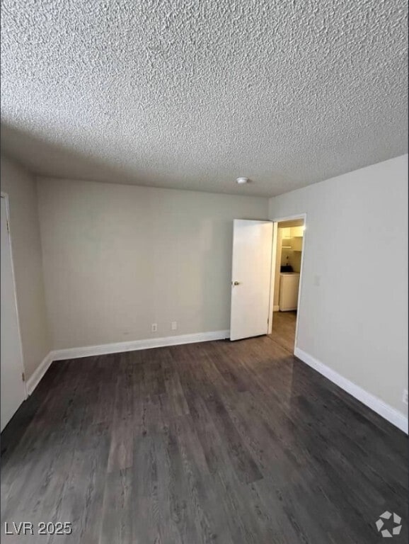 Building Photo - 4941 Newport Cove Dr Unit B Rental