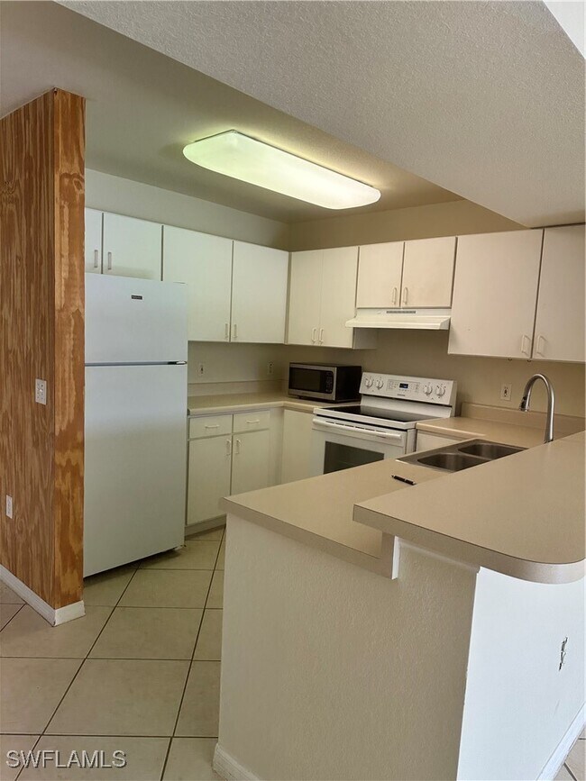 Photo - 8234 Key Royal Cir Unit 513