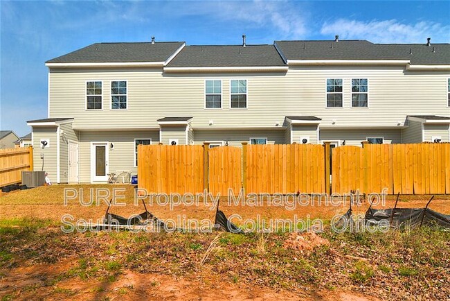 Photo - 215 Northwood St