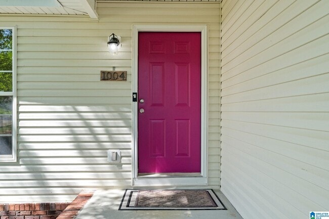 Photo - 1004 W Walnut St