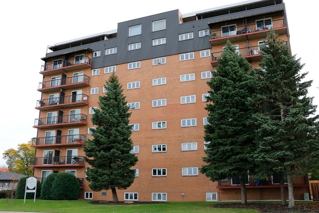 Buckingham Tower - Buckingham Tower