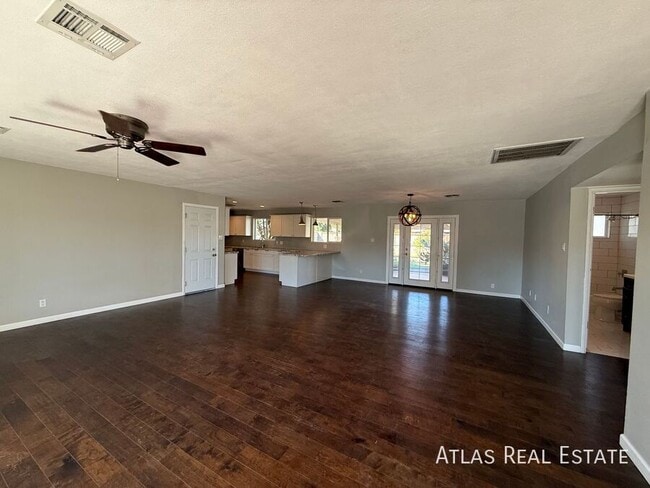 Photo - 6820 E Pinchot Ave