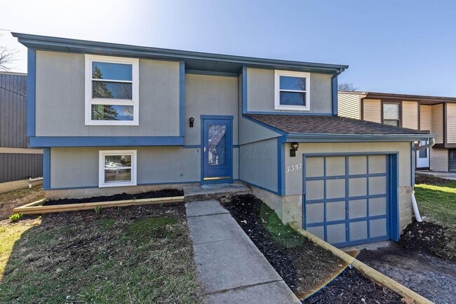 Photo - 3357 Chetwood Pl