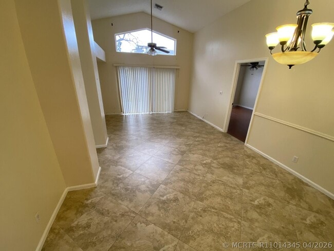 Photo - 1051 Aviary Rd