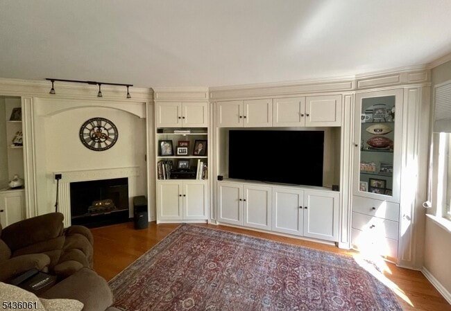 Photo - 7 Daisey Rd