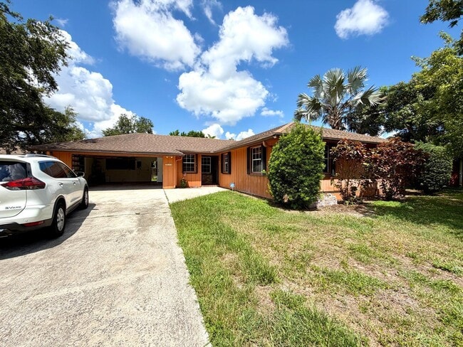 Photo - 1235 Rowayton Cir