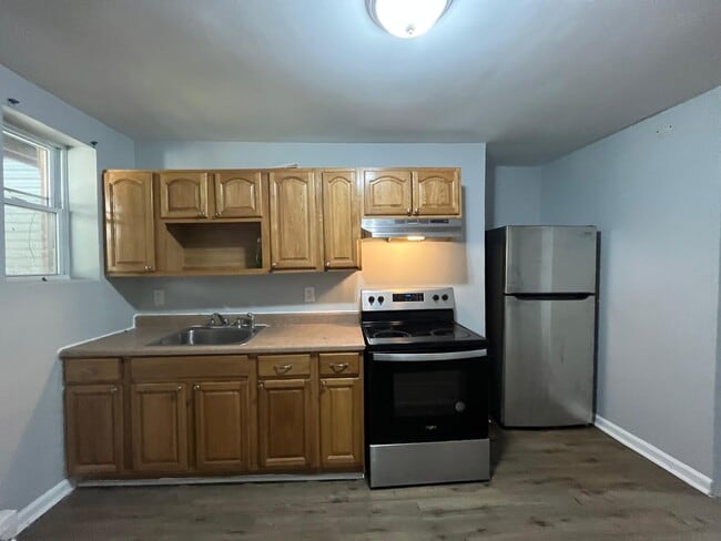 Photo - 366 Forrest St