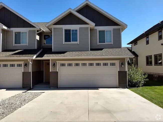 Building Photo - 2945 Warbler Way Unit 3 Rental