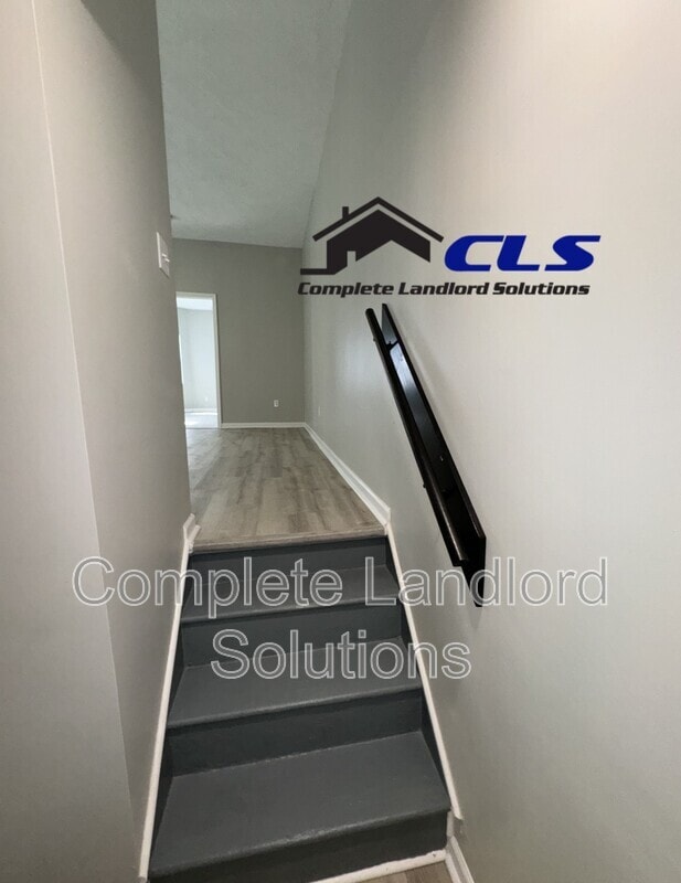 Photo - 702 S 8th St