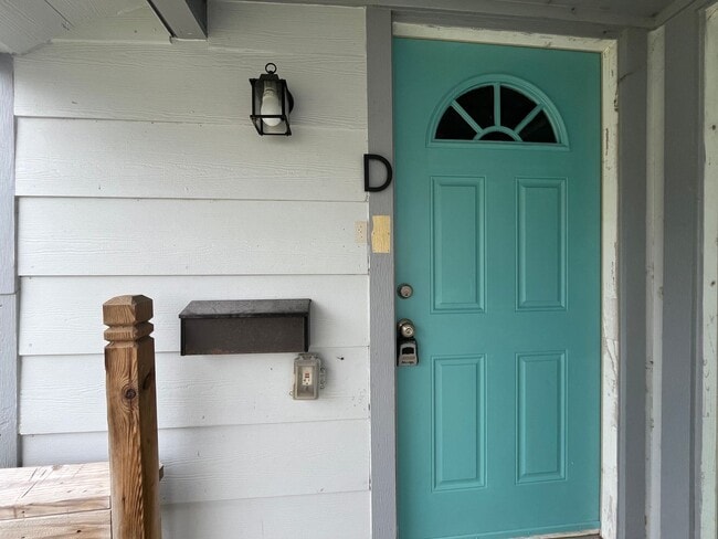 Photo - FIRST FLOOR UNIT WATER PAID!