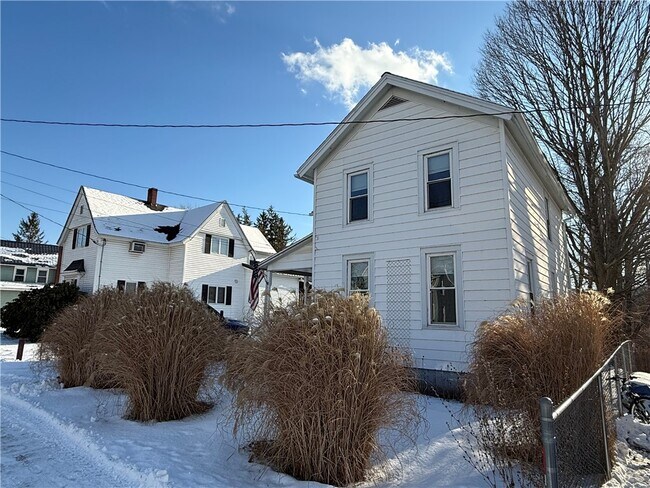 Photo - 23 Burton St