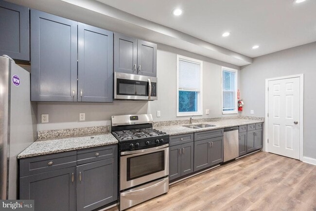 Photo - 2909 Echodale Ave