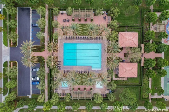 Photo - 60 Crestwick