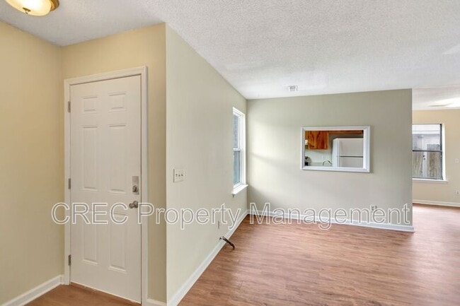 Photo - 108 Canvasback Dr Unit B
