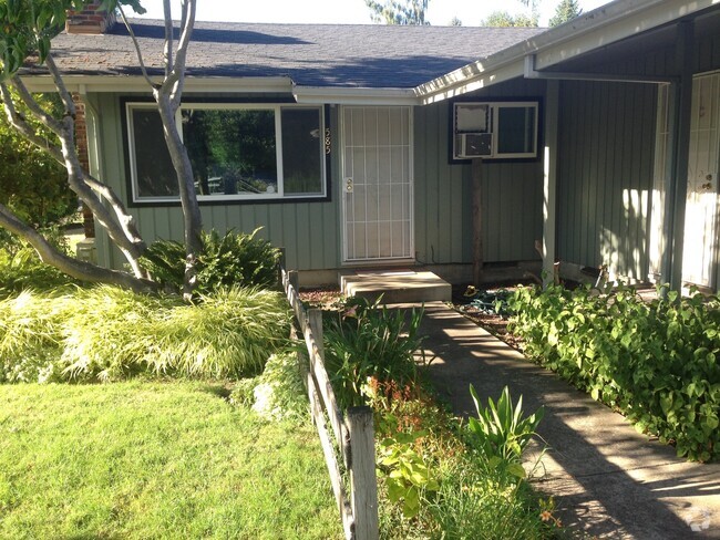 Building Photo - thoro01 Unit 585 Rental