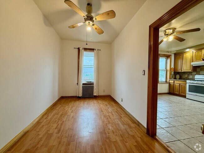 Building Photo - 60-27 56th Rd Rental
