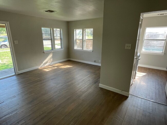 Photo - 1 BEDROOM DUPLEX BY TWU