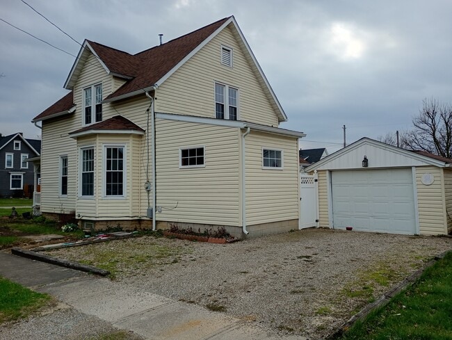 Photo - 501 W Main St