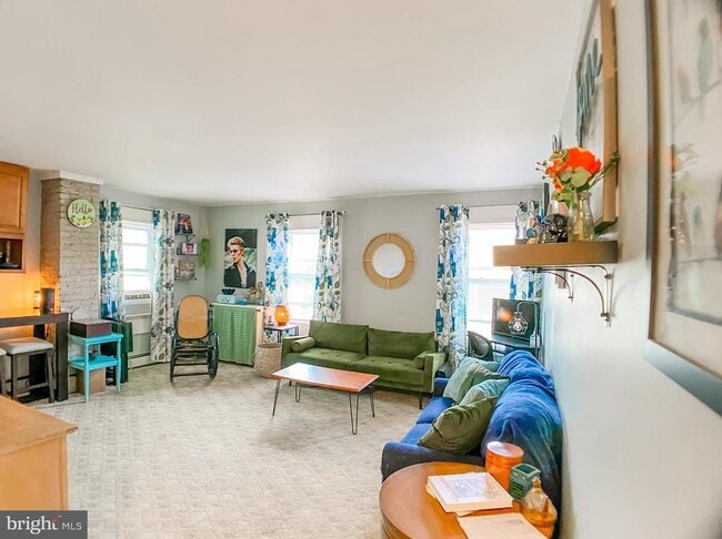 Photo - 227 N Main St Unit B