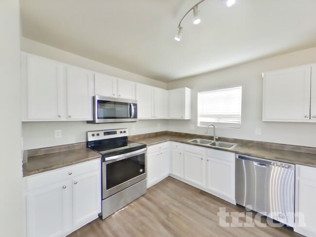 Photo - 4151 E Aragonite Ln